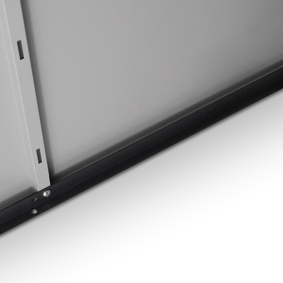 Thick metal profile construction – stability against strong winds